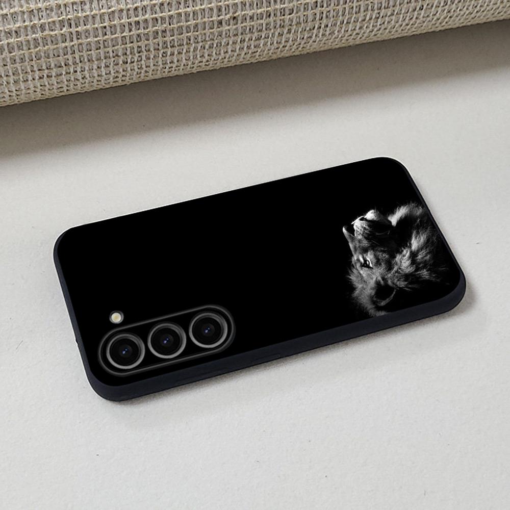 جراب هاتف بتصميم أسد ملكي أنيق - مراجعة Samsung Accessories Phone وسعره