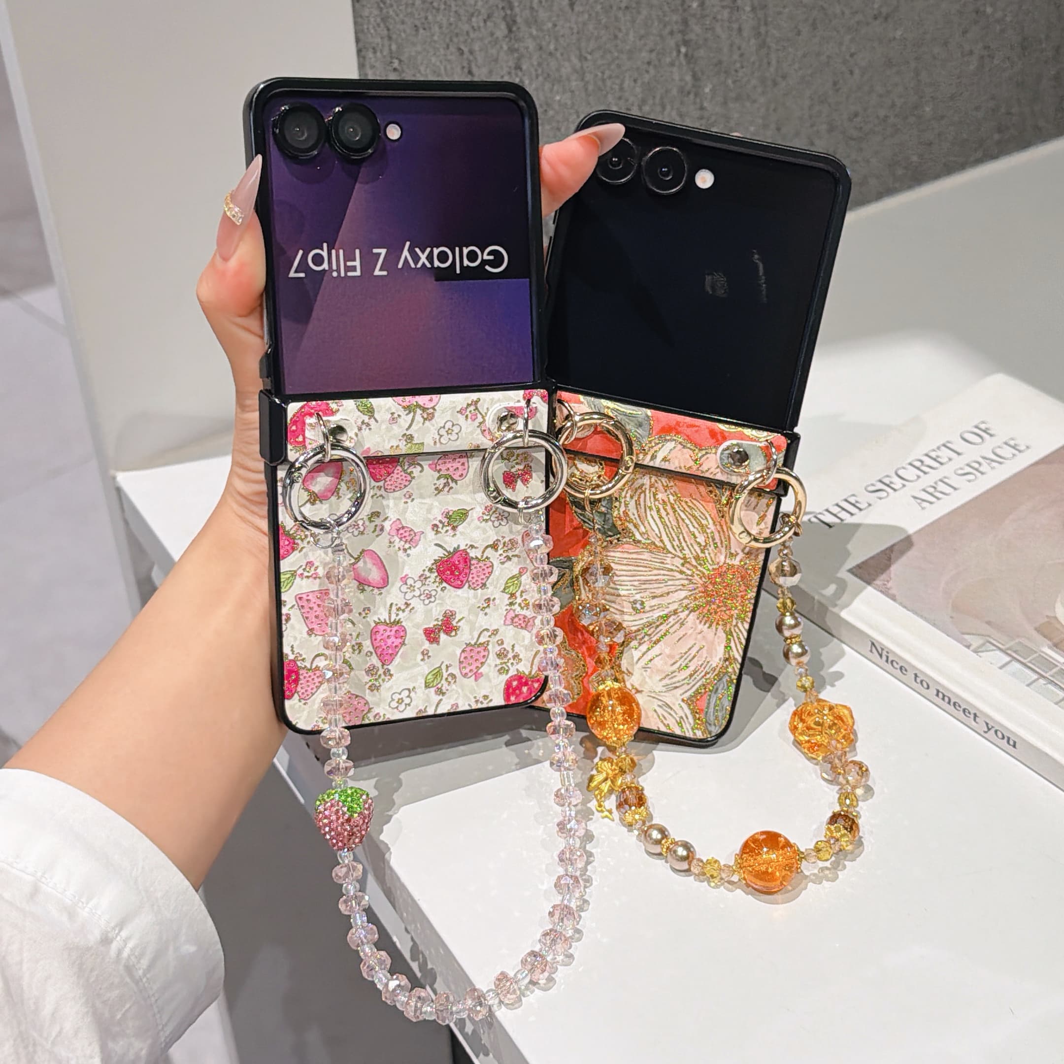 غطاء حماية مفصلي من جلد البولي - مراجعة Phone Accessories Crochet وسعره